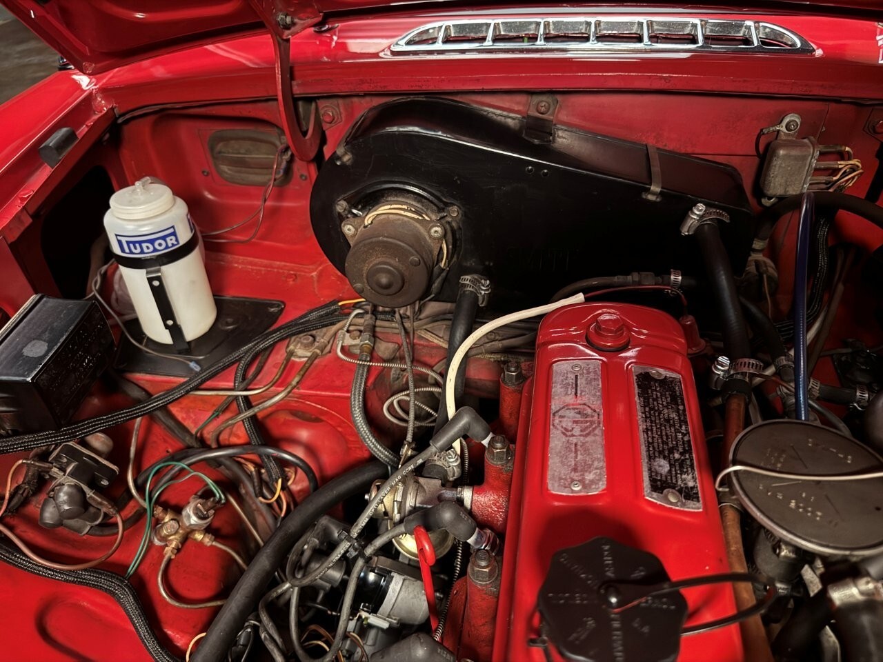 MG-MGB-1964-Convertible-21