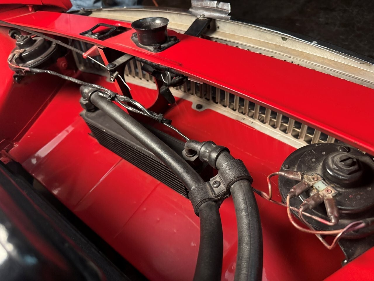 MG-MGB-1964-Convertible-23