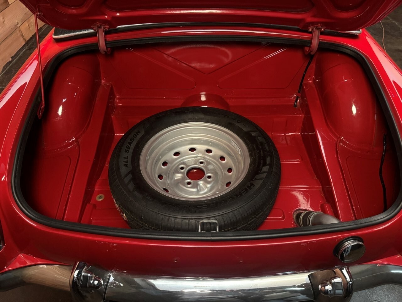 MG-MGB-1964-Convertible-24
