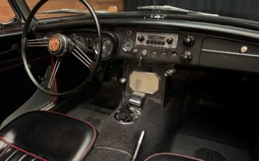 MG-MGB-1964-Convertible-29