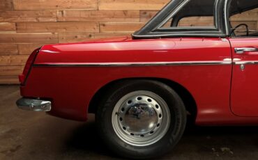 MG-MGB-1964-Convertible-4
