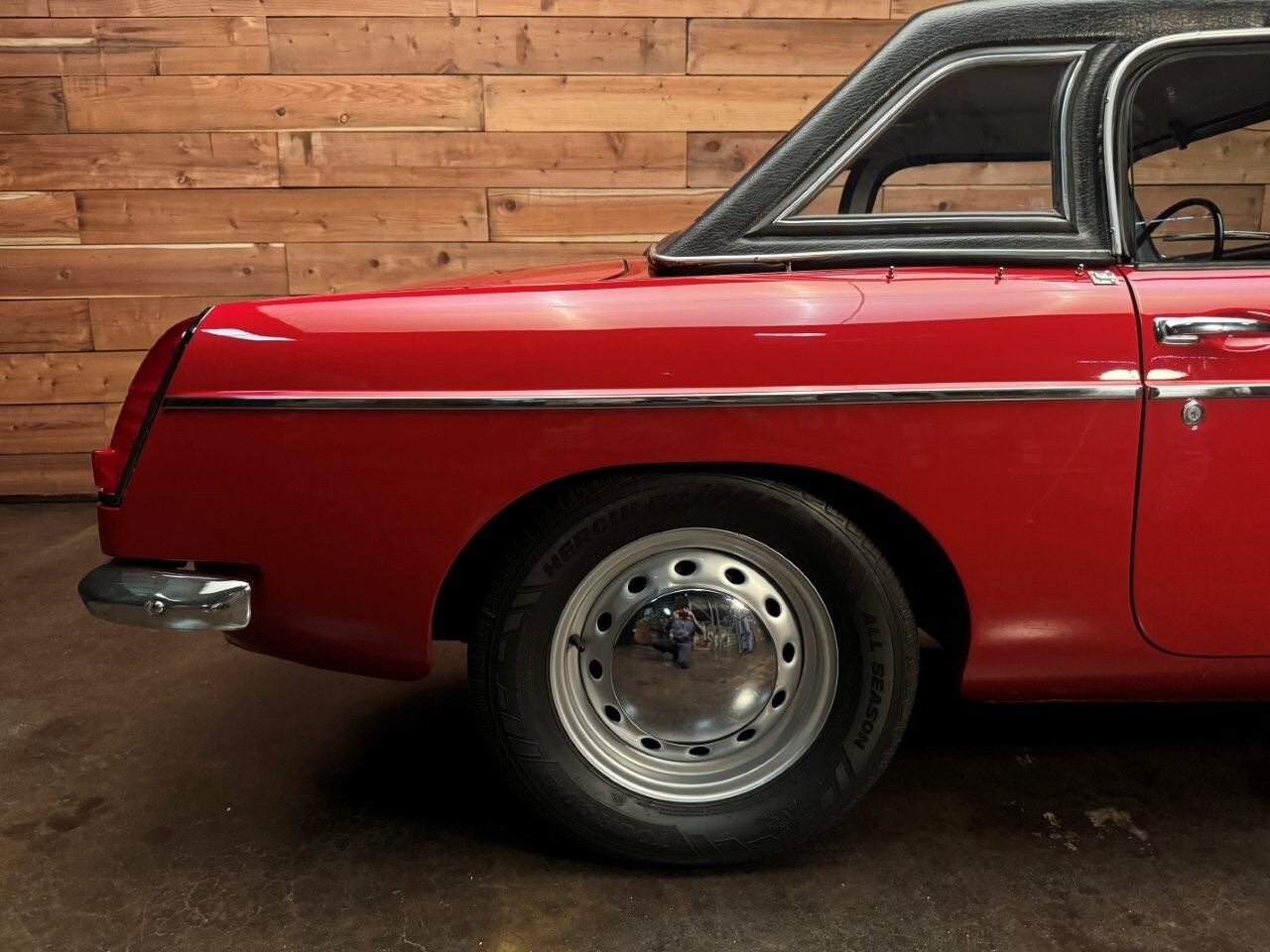MG-MGB-1964-Convertible-4