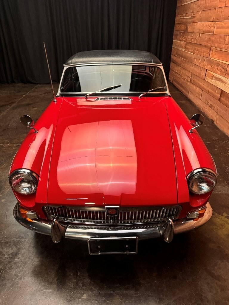 MG-MGB-1964-Convertible-8