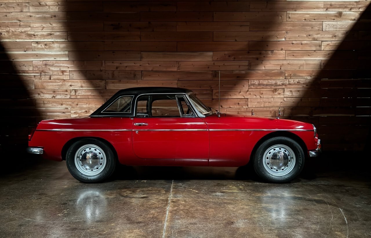 MG-MGB-1964-Convertible