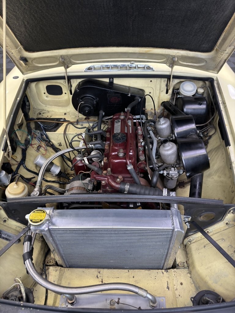 MG-MGB-1969-Convertible-19
