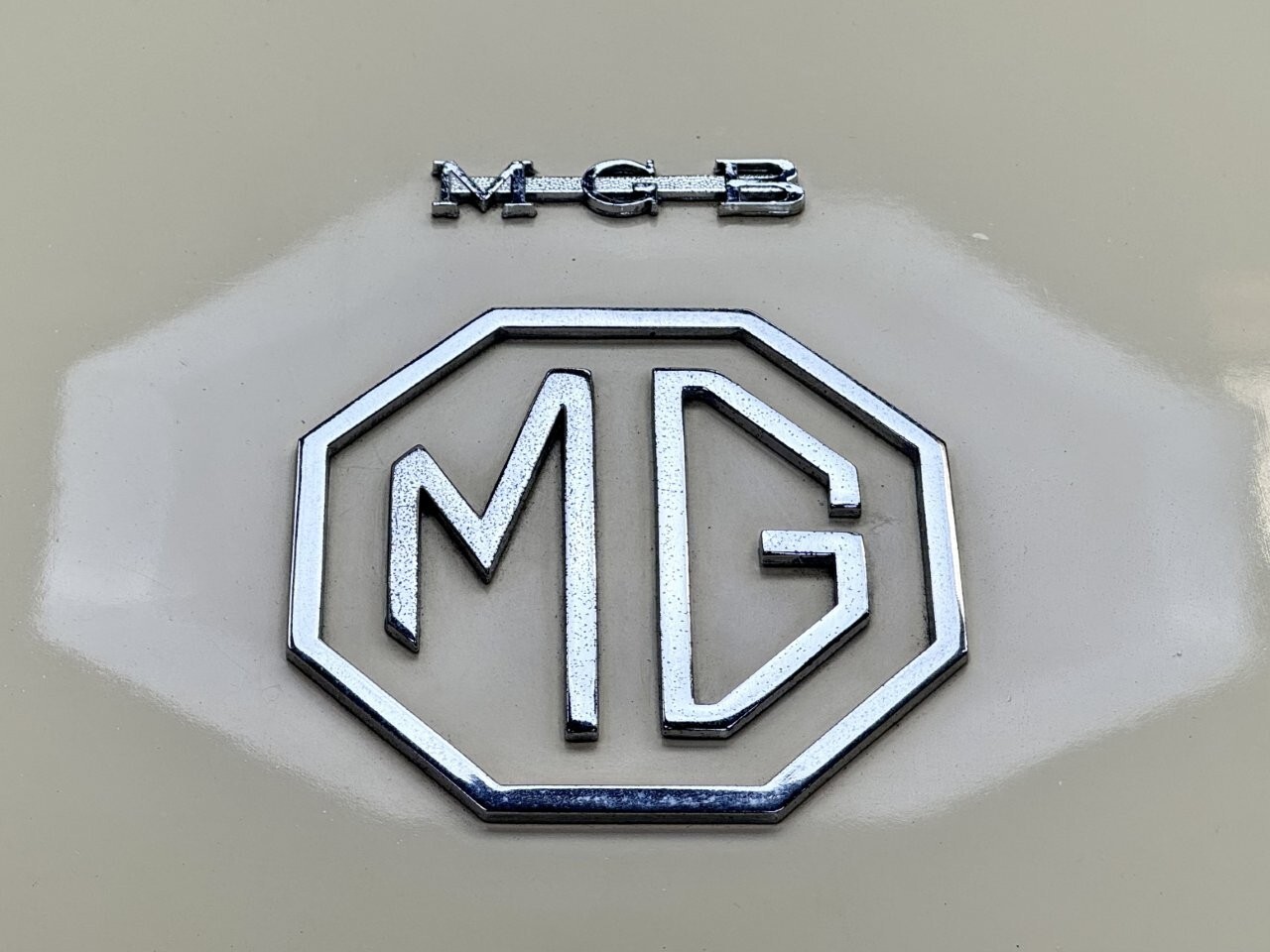 MG-MGB-1969-Convertible-28