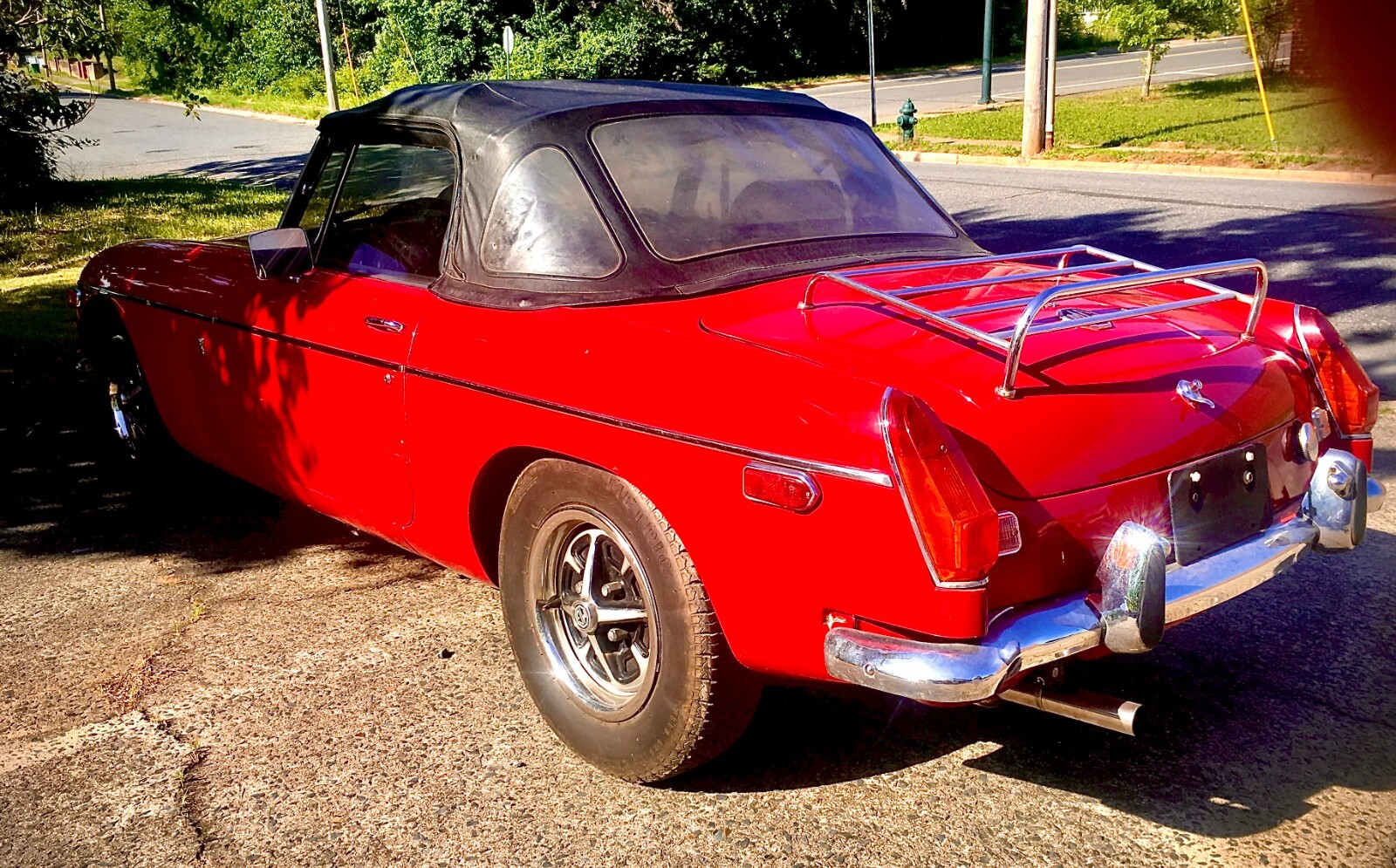 MG-MGB-1972-Convertible-11