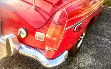 MG-MGB-1972-Convertible-13