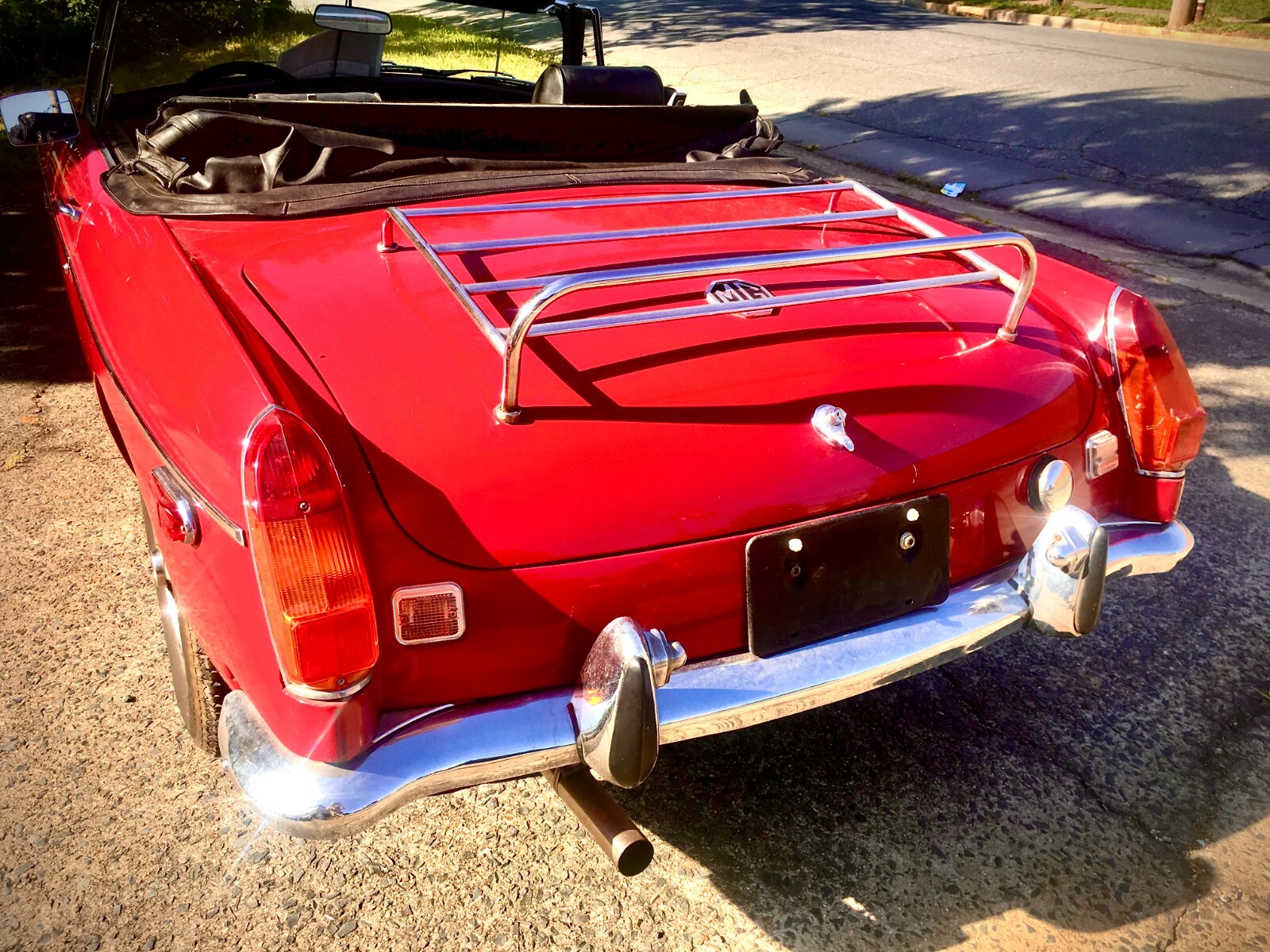 MG-MGB-1972-Convertible-14