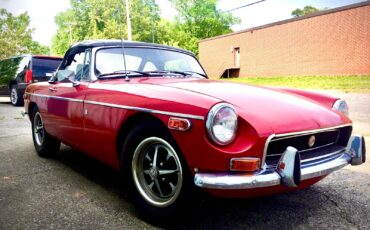 MG-MGB-1972-Convertible-2