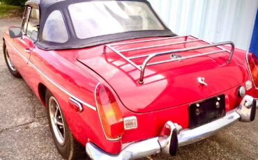 MG-MGB-1972-Convertible-5