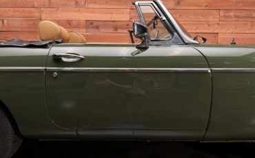MG-MGB-1974-Convertible-10