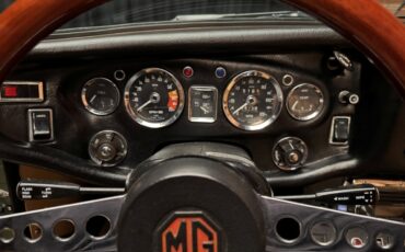 MG-MGB-1974-Convertible-20