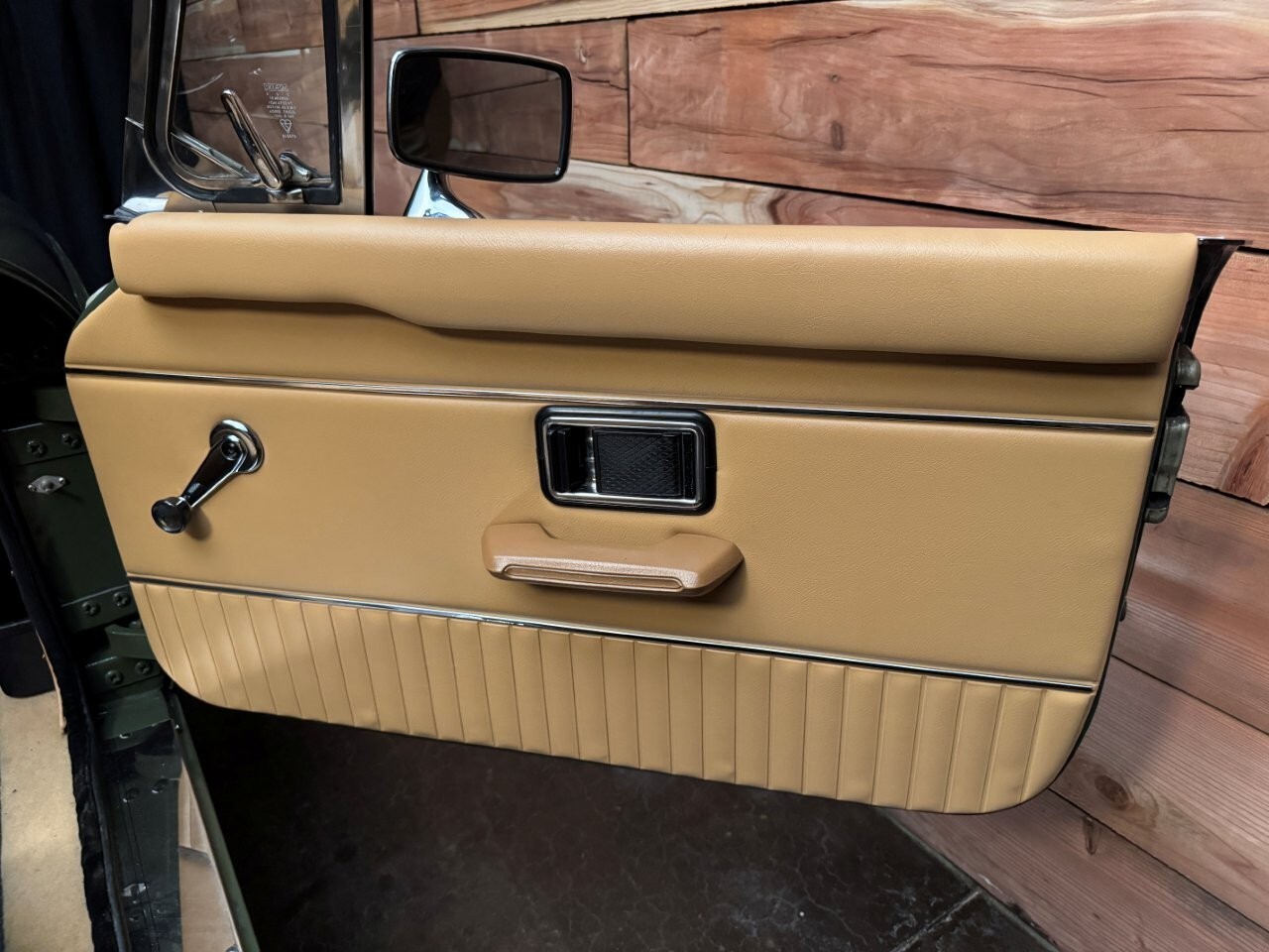 MG-MGB-1974-Convertible-27