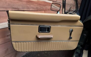 MG-MGB-1974-Convertible-28