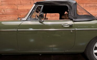 MG-MGB-1974-Convertible-6