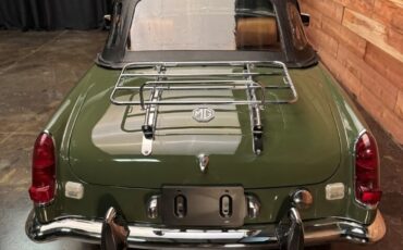 MG-MGB-1974-Convertible-8