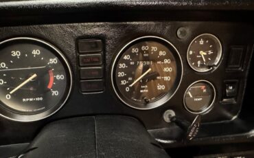 MG-MGB-1977-Convertible-18