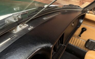 MG-MGB-1977-Convertible-20