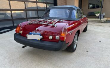 MG-MGB-1977-Convertible-5