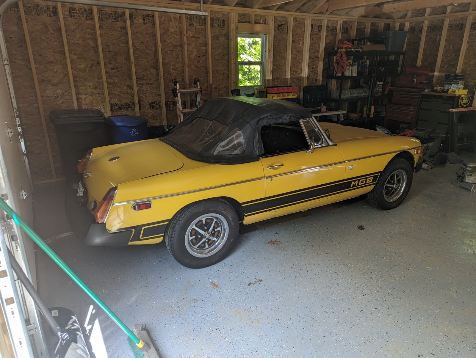 MG-MGB-1978-Convertible-1