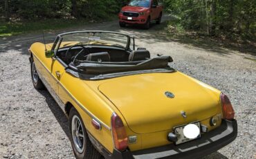 MG-MGB-1978-Convertible-2