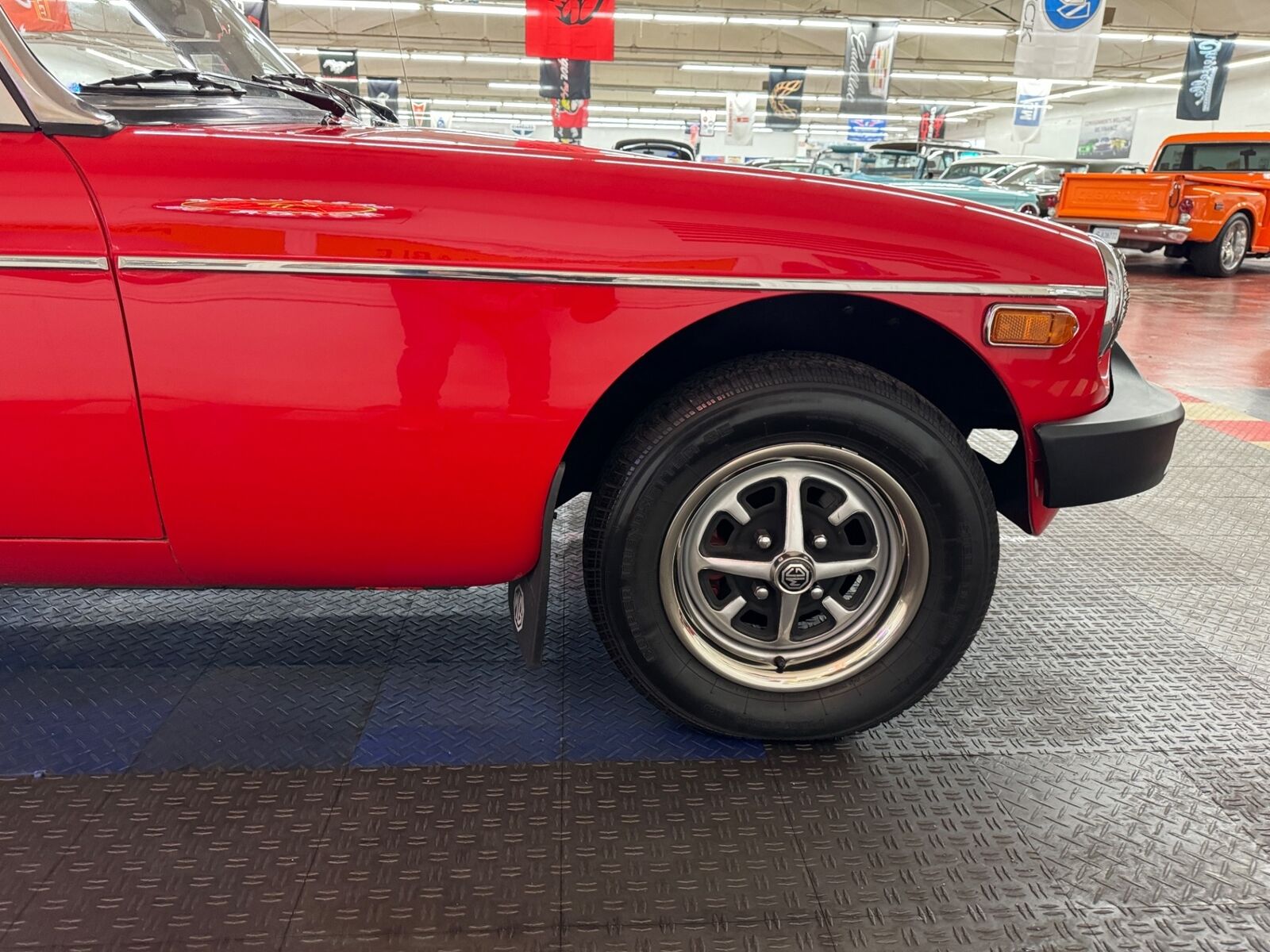 MG-MGB-1978-Convertible-27