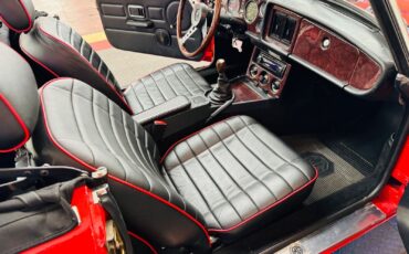 MG-MGB-1978-Convertible-37