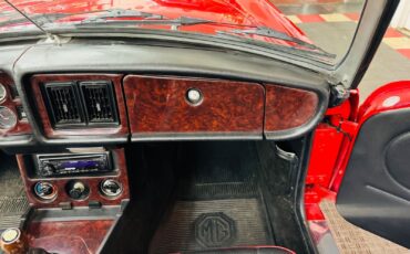 MG-MGB-1978-Convertible-39