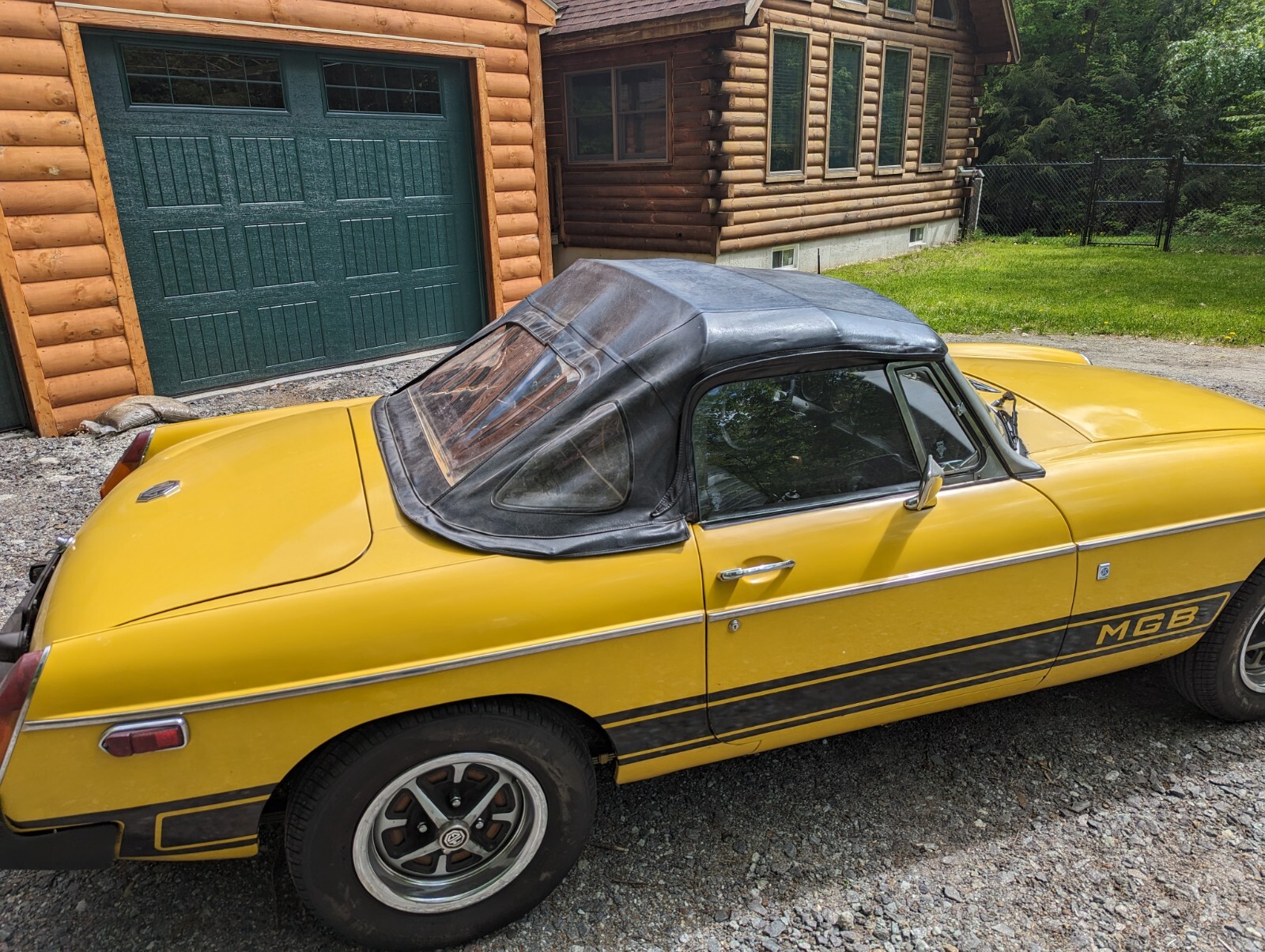 MG-MGB-1978-Convertible-8