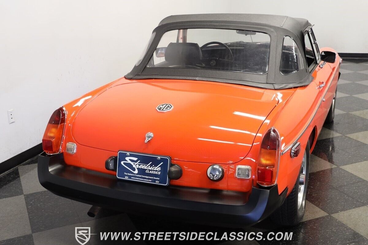 MG-MGB-1979-Convertible-10