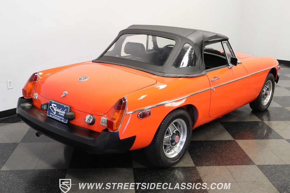 MG-MGB-1979-Convertible-11