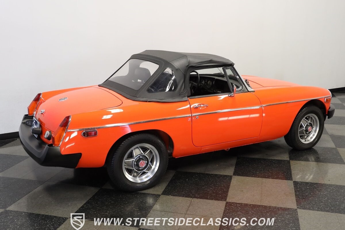 MG-MGB-1979-Convertible-12
