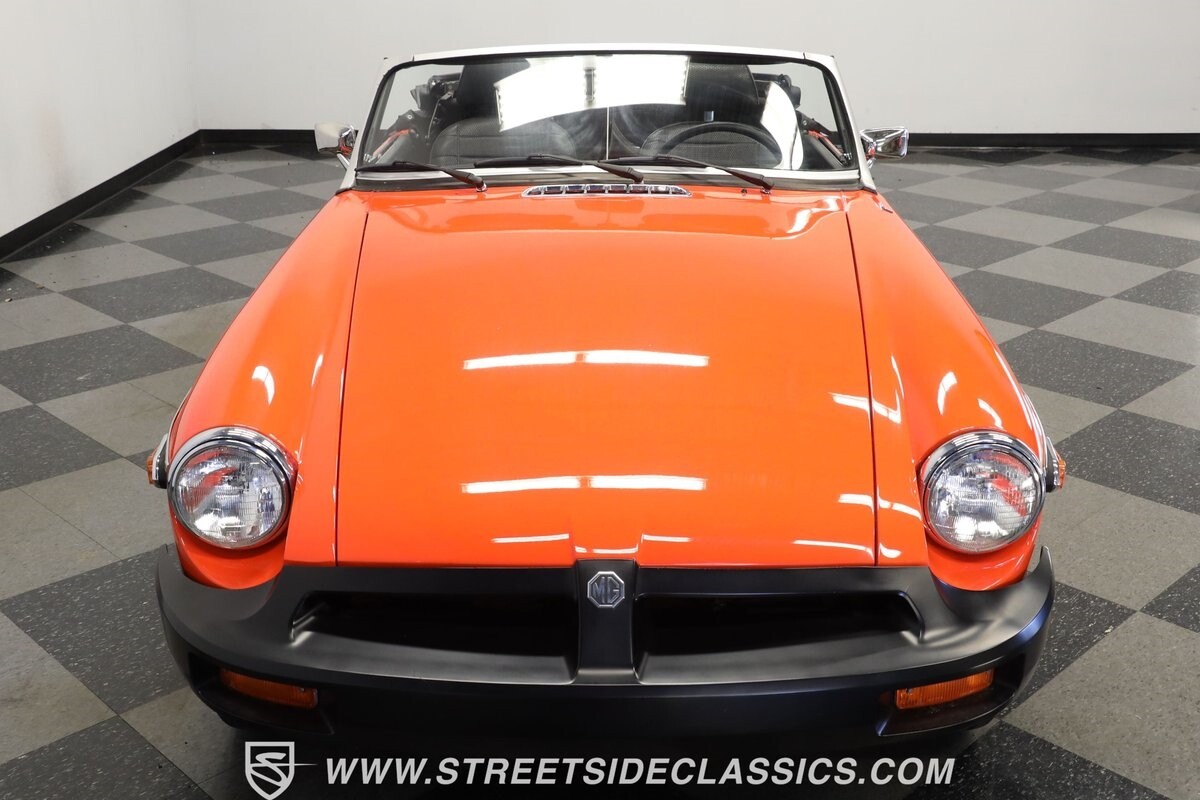MG-MGB-1979-Convertible-16