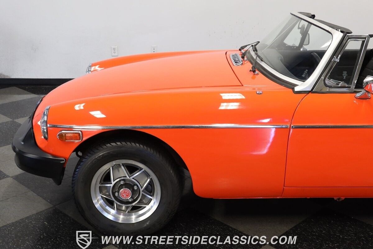 MG-MGB-1979-Convertible-22