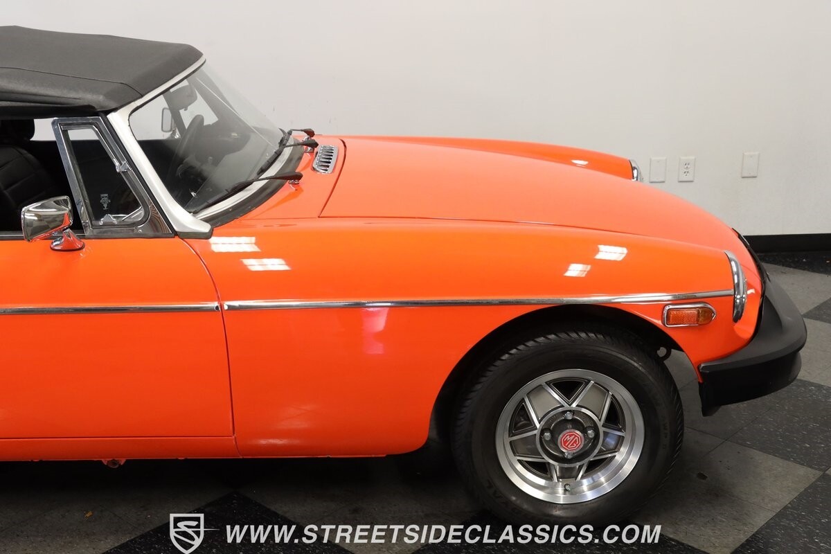 MG-MGB-1979-Convertible-28