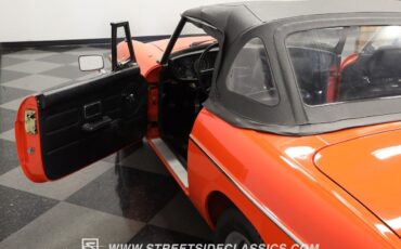 MG-MGB-1979-Convertible-33