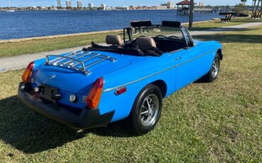MG-MGB-1979-Convertible-4