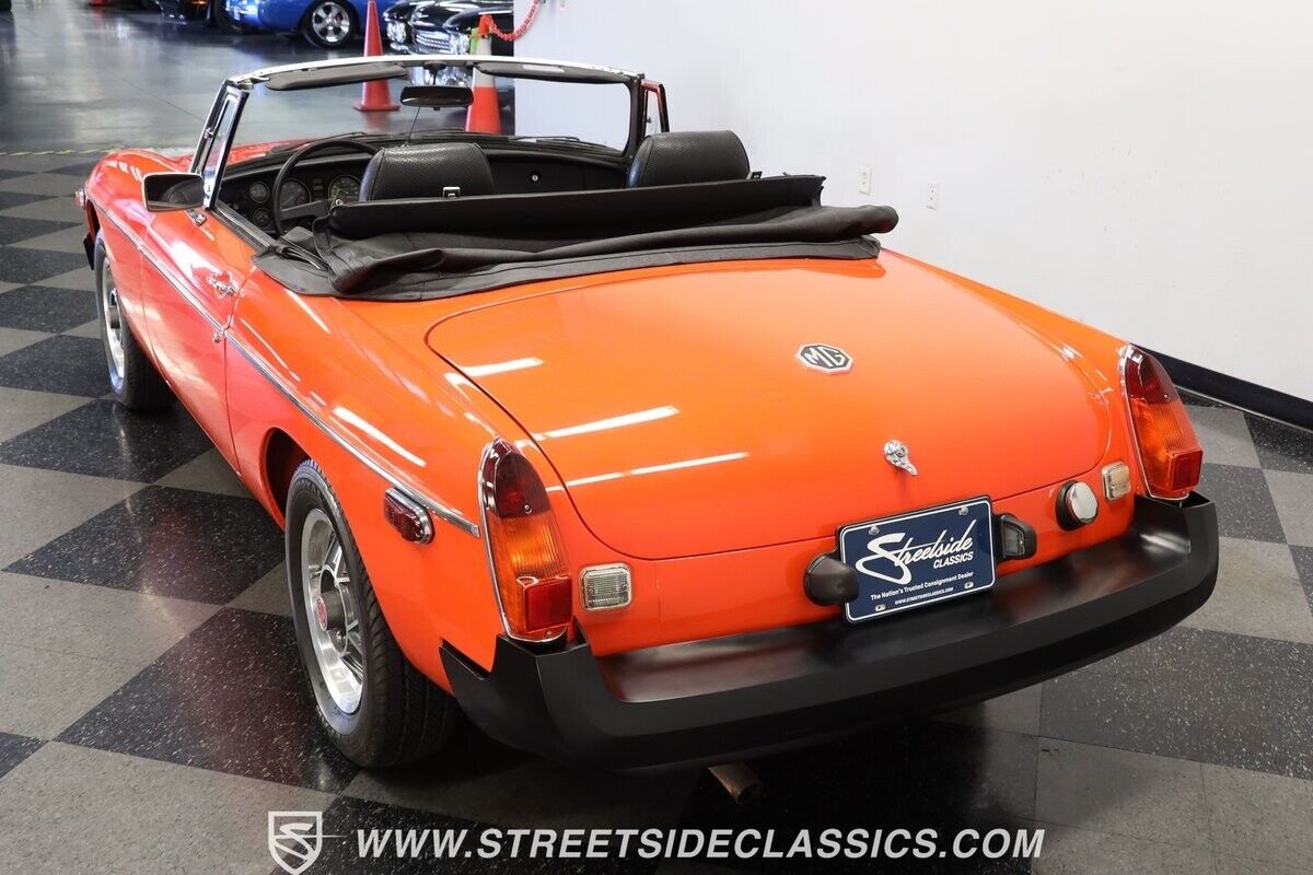 MG-MGB-1979-Convertible-8