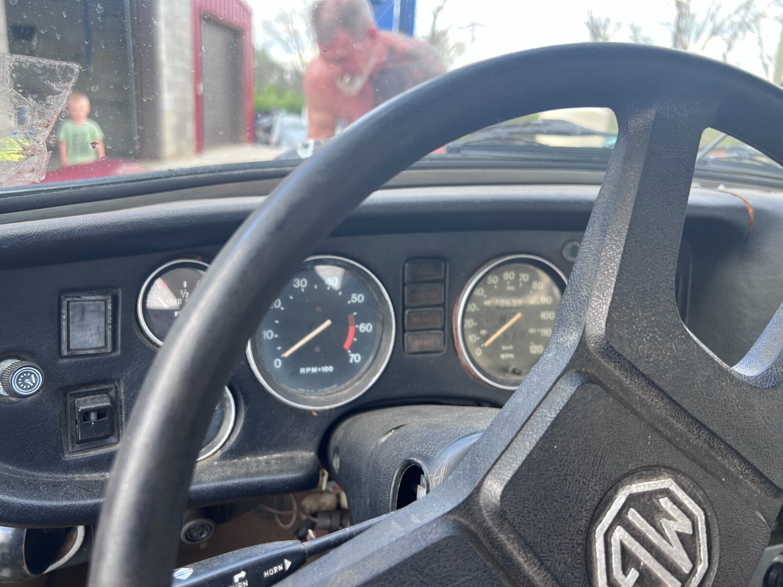 MG-Midget-1978-Convertible-7