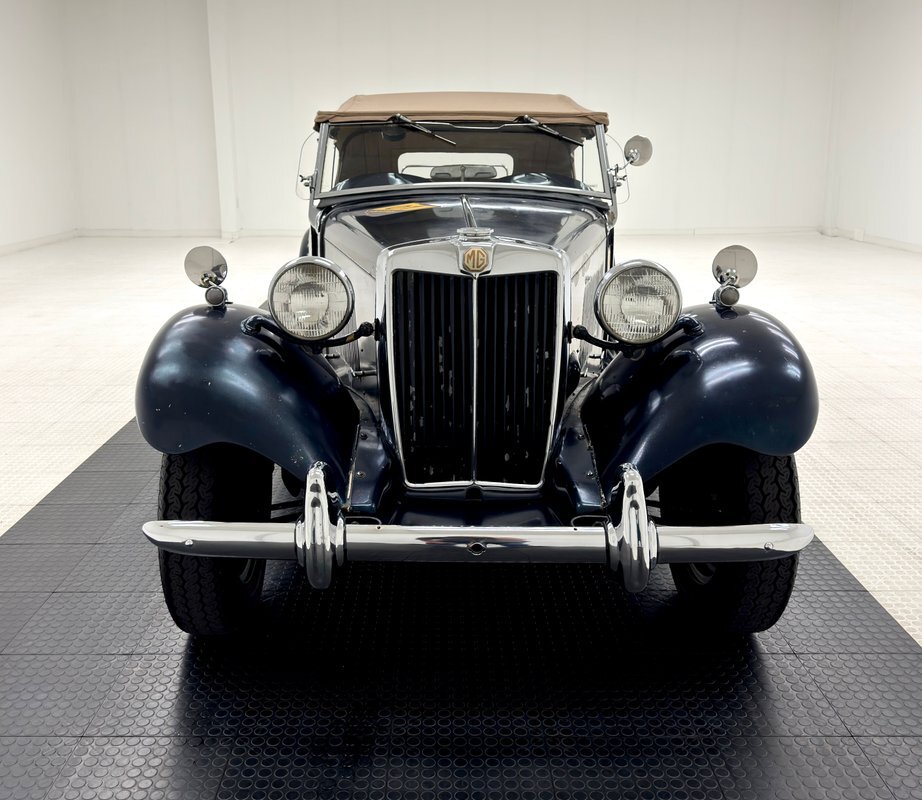 MG-T-Series-1951-Roadster-10