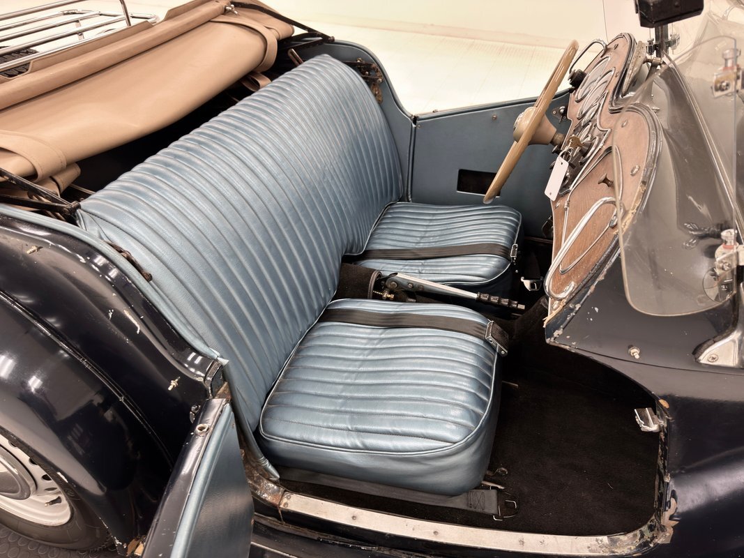 MG-T-Series-1951-Roadster-39