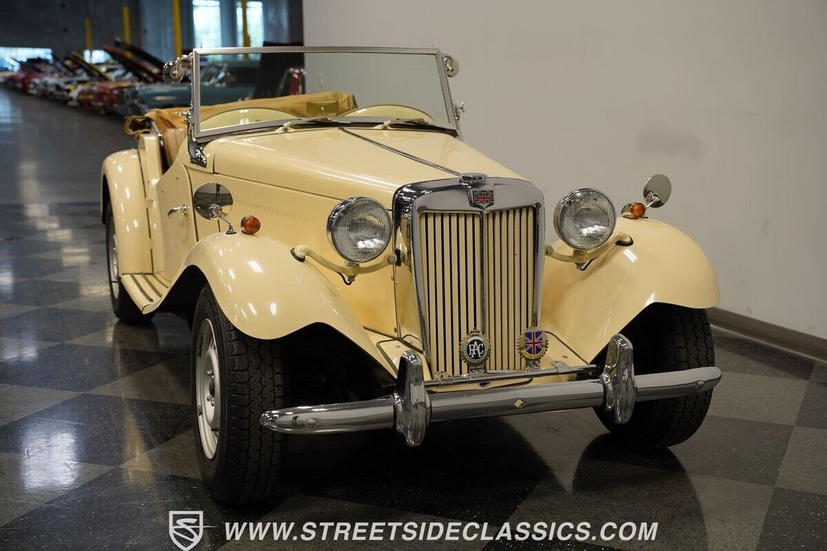 MG-T-Series-1952-Convertible-15