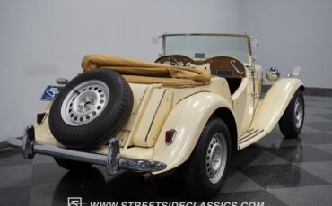 MG-T-Series-1952-Convertible-23