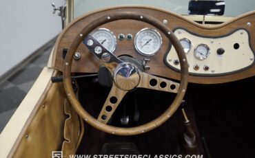 MG-T-Series-1952-Convertible-35