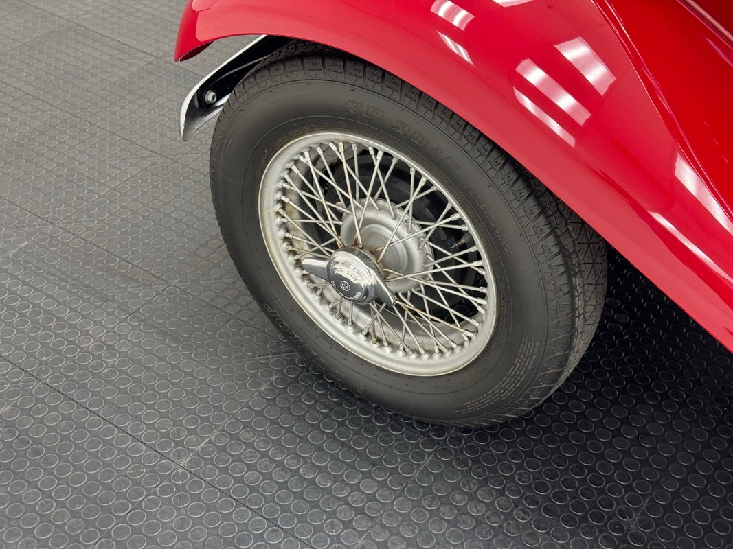 MG-T-Series-1954-Roadster-15