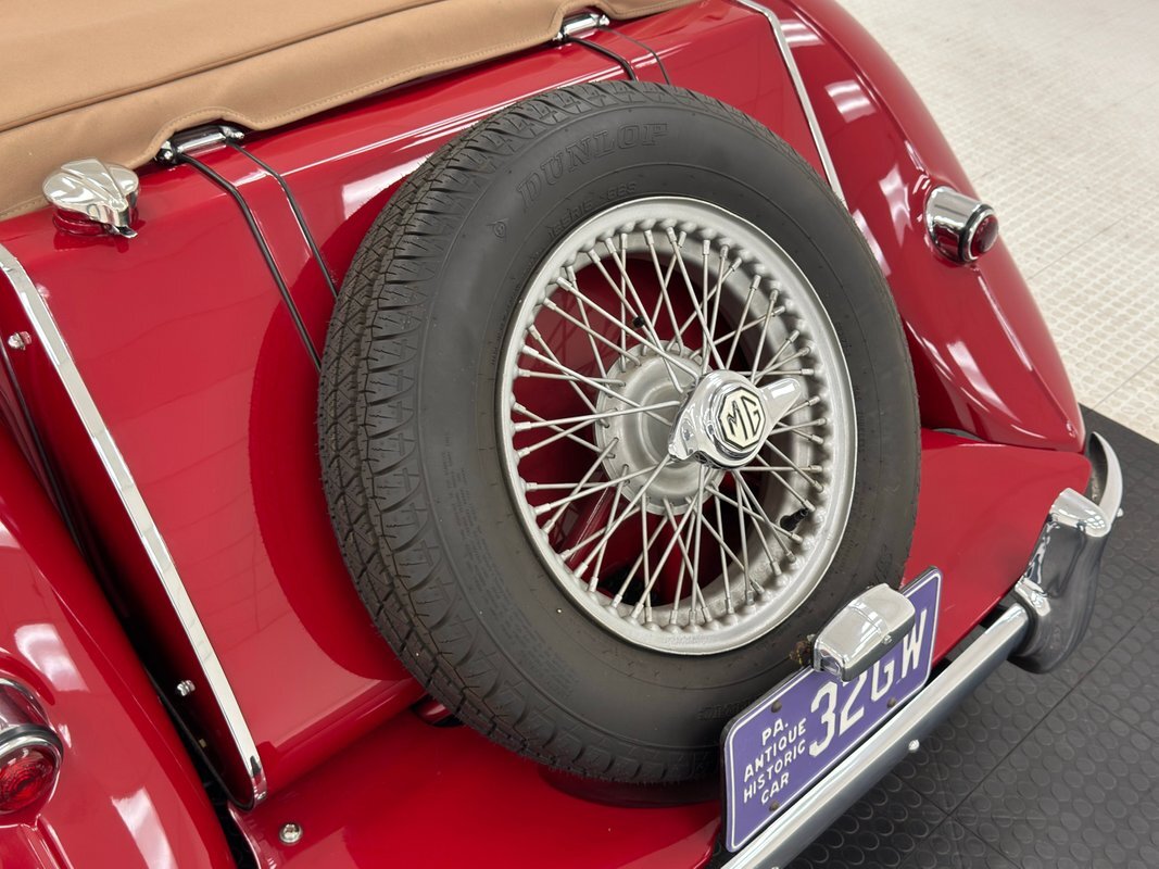MG-T-Series-1954-Roadster-23