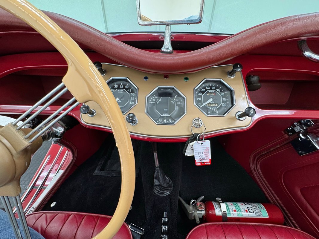 MG-T-Series-1954-Roadster-38