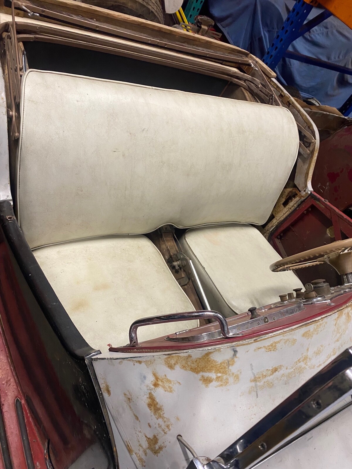 MG-TD-1952-10