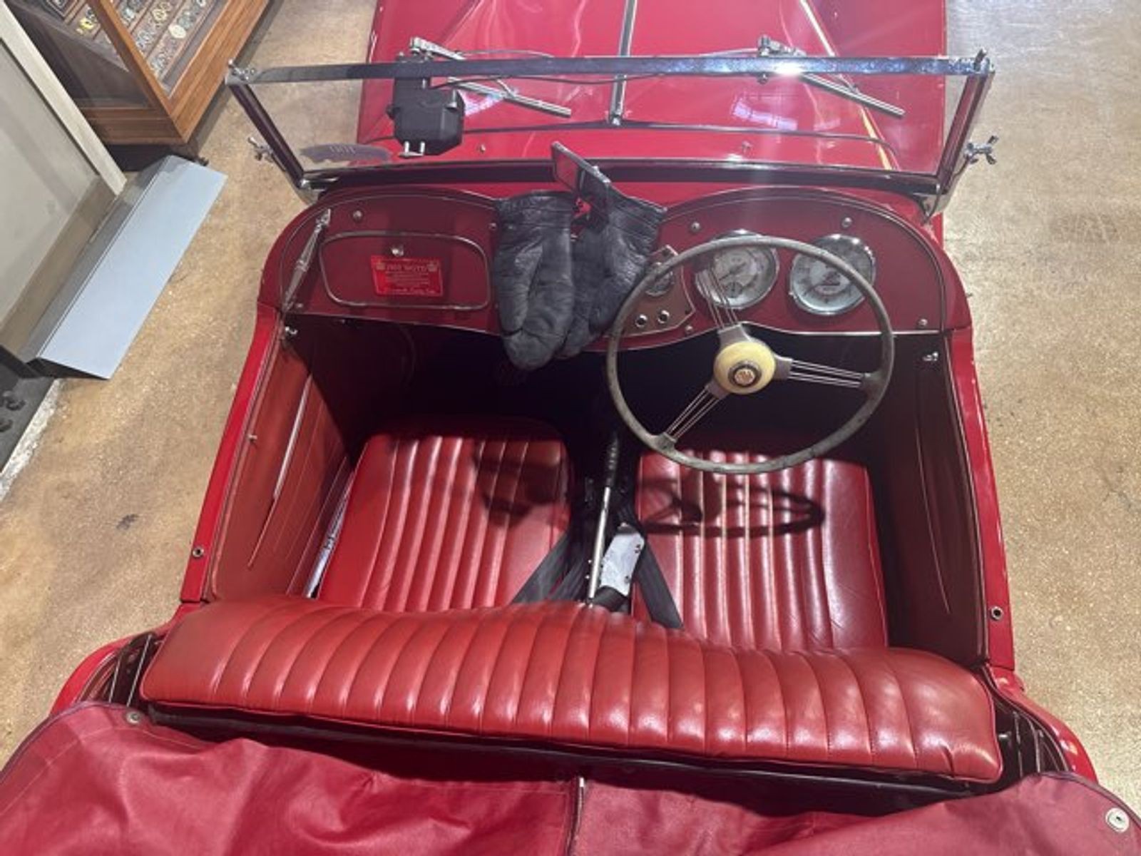 MG-TD-1952-Convertible-4
